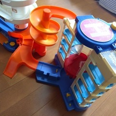 トミカタワー
の画像