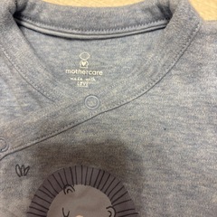 未使用シンガポール　mothercare 3〜6monthの画像