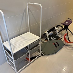 無料⭐︎トレーニング器具、収納棚