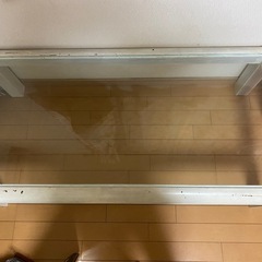 ガラステーブル差し上げます。