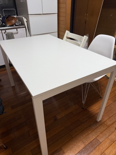 取引き中！IKEAダイニングテーブル　 白