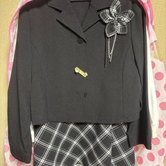 女児スーツ　フォーマルの画像