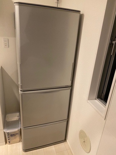 SHARP 350L 2019年　どっちもドア