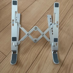 ノートパソコンスタンド