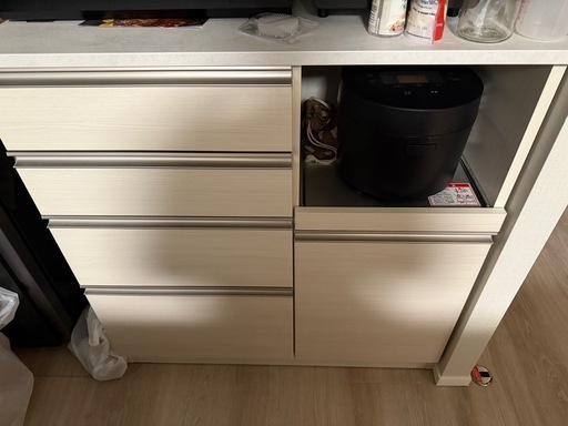 東京インテリア　食器棚