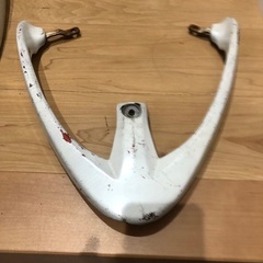 v125g カウルの画像