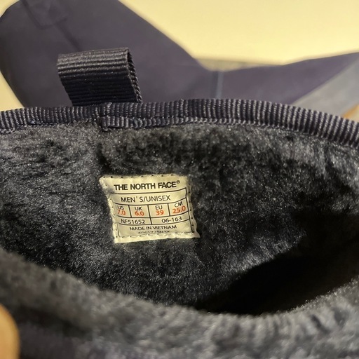ほぼ新品　ノースフェイス　25.0