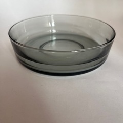 スモークグレー ガラス皿 7枚セットの画像