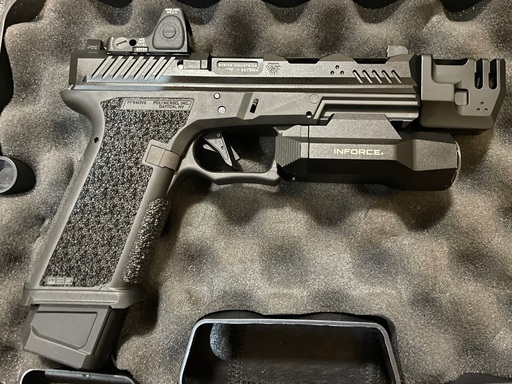 strike industries GLOCK17 GEN3  G17 ガスブローバック GBB フルコンプリート(ドットサイト・マガジン1本・ガンケース付き)