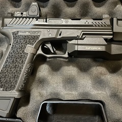 strike industries GLOCK17 GEN3  G17 ガスブローバック GBB フルコンプリート(ドットサイト・マガジン1本・ガンケース付き)