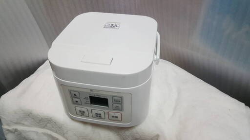 ニトリ マイコン炊飯ジャー 炊飯器 ホワイト NITORI SN-A5WH 本体のみ 動作確認済み