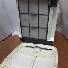 DAIKIN ダイキン 加湿空気清浄機 TCK55M-W （1か所破損あり） 動作確認済み (No.2)の画像