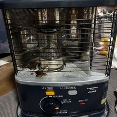 ストーブ　灯油缶　の画像