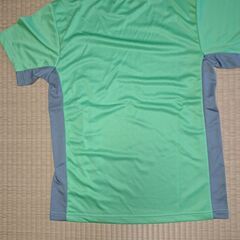 ランニング用Tシャツ(黄緑)の画像