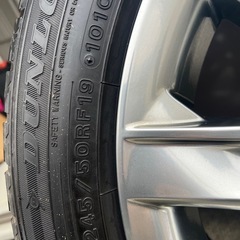 レクサス 中古4本セット 245/50R19 の画像