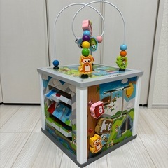 J’ADORE（ジャドール）木製アクティビティプレイセンター