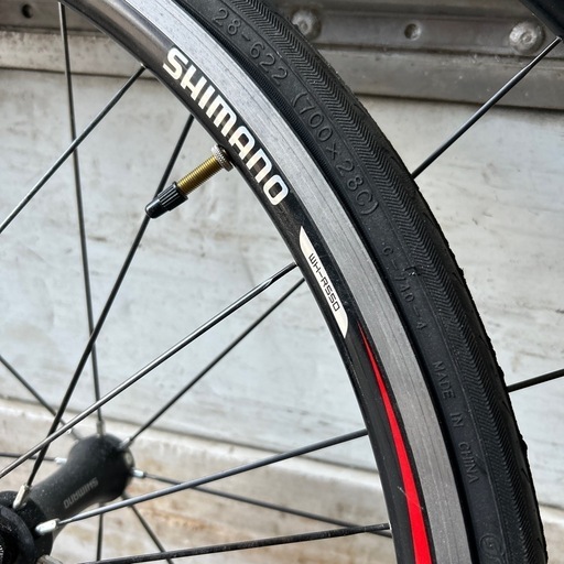 SHIMANO 「シマノ」 WH-R550シマノホイールとタイヤ 28-622(700/280)