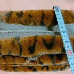 ファーショルダーバッグの画像