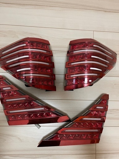 20アルファード　LED テールランプ　ヴァレンティ