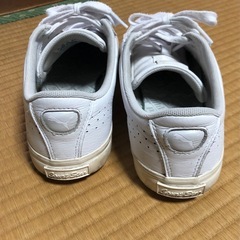 PUMA ローカットスニーカーの画像