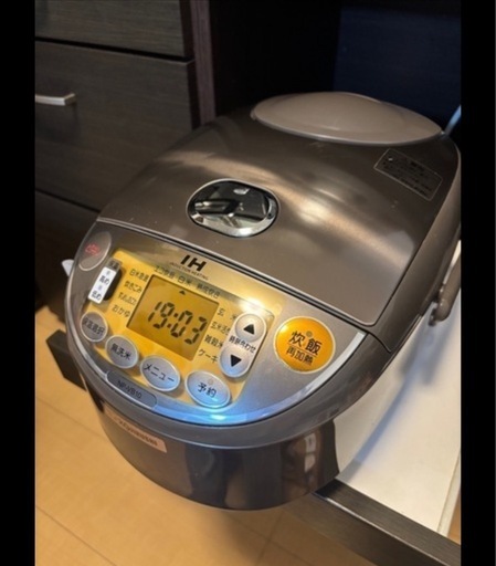 (※受け渡し者決定)炊飯器