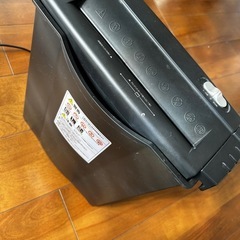 シュレッダー　紙　カード