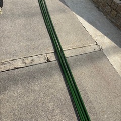 まだ決まりません、家庭菜園　210センチ× 4本の支柱の画像