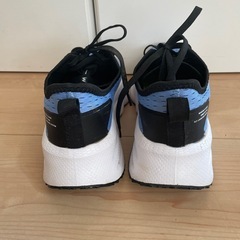 美品＊スニーカー23cmワークマンの画像