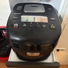 炊飯器の画像
