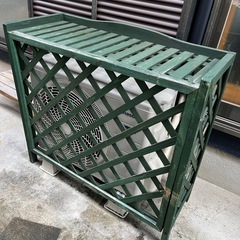室外機カバー　ガーデニング
