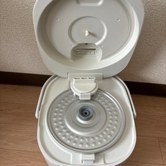 炊飯器 SHARP KS-CF05A 2019年製 3合炊きの画像