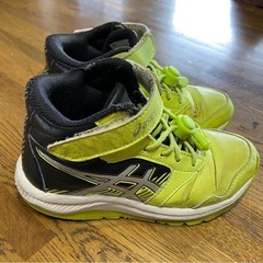 【子供靴】asics LAZARBEAM（19.0cm）の画像