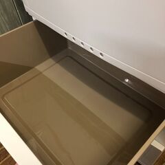 stp-3061　プラチェスト　4段　ホワイト×ブラウン　プラスチック収納　チェスト　白×茶　収納ボックス　衣装ケース　収納ケース　チェスト　衣類ケース　収納　引出　衣類収納　押入収納　ストッカー　クローゼット　小物入れ　たんす　タンス　箪笥の画像