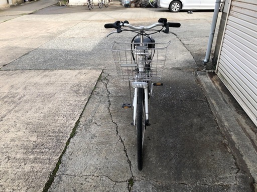 623  ヤマハ新機種電動アシスト自転車pascity27インチホワイトアルミボディー