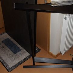 新品同様　未組立　定価の半値以下　ニトリ　セラミックトップテーブル(NコレクションT-12 150 BK)の画像