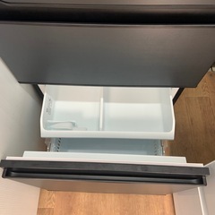 2024年製　東芝　3ドア冷蔵庫　326L GR-V33SCの画像