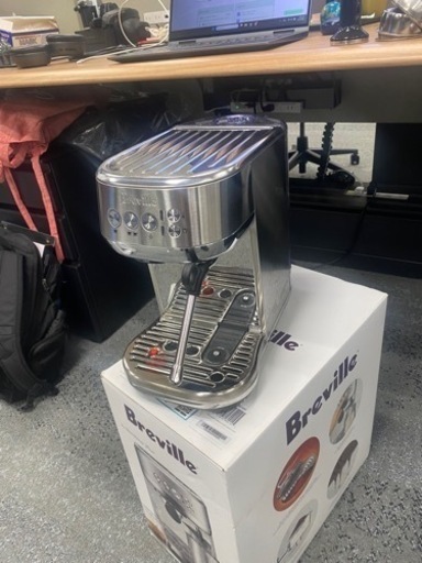 Breville BES500BSS Bambino Plus 未使用に近い