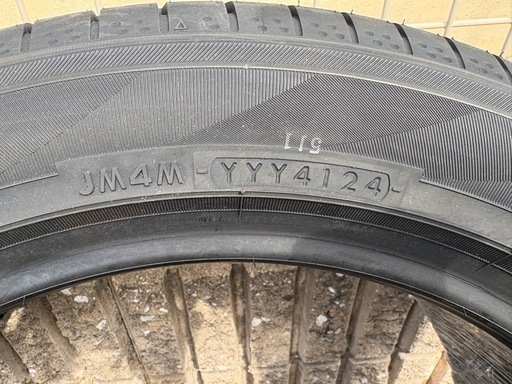 【新品未使用4本セット】17インチYOKOHAMAタイヤ