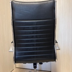 オフィスチェア　昇降式の画像