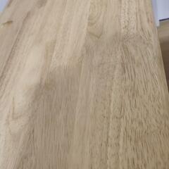 子ども用デスクとキッズチェアセットの画像