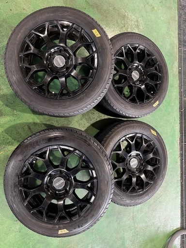 ハイエースESSEX17インチ7J+38 215\60R17C (スティッチ) 北条町の 