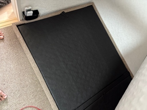 ニトリ　シングルベッド　ほぼ未使用