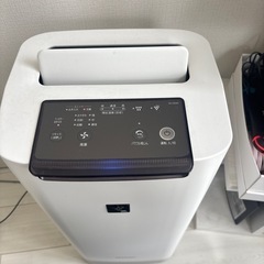 SHARP 空気清浄機　KI-HS40
の画像