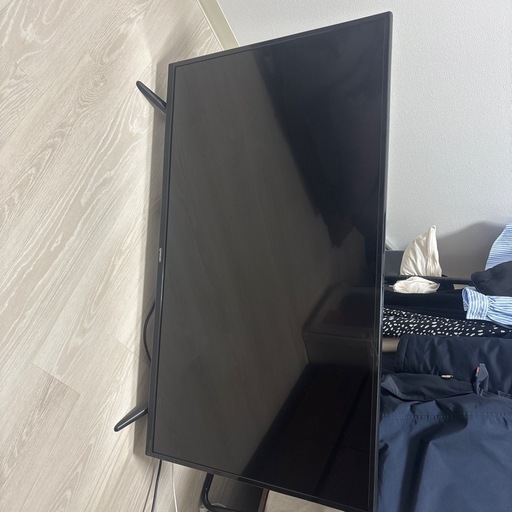 液晶テレビ