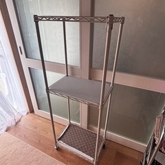 本日取りに来てくださる方お譲りします　スチールラック