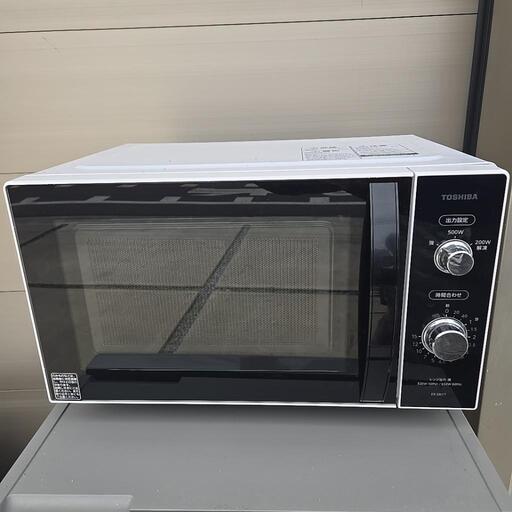 美品 動作品 TOSHIBA 東芝◆電子レンジ ER-SM17(W) ホワイト 2021年製 電子レンジ ヘルツフリー フラット庫内