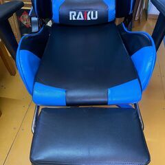 ゲーミングチェア　RAKUの画像