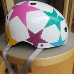 (お取引中です)子供用自転車　ヘルメット(中古)　幼児用　児童用　カブト　OGKの画像