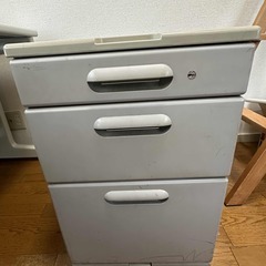 【差し上げます】デスクワゴン