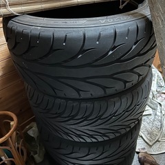 車　タイヤ　4本